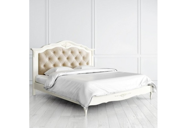 Купить Кровать с мягким изголовьем 160*200 Romantic Kreind с доставкой по России по цене производителя можно в магазине Другая Мебель в Санкт Петербурге