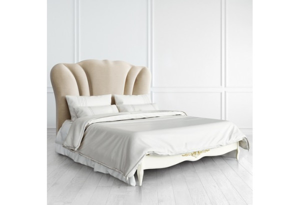 Купить Кровать с мягким изголовьем 180*200 Romantic Kreind R618-K02-G-B01 с доставкой по России по цене производителя можно в магазине Другая Мебель в Санкт Петербурге